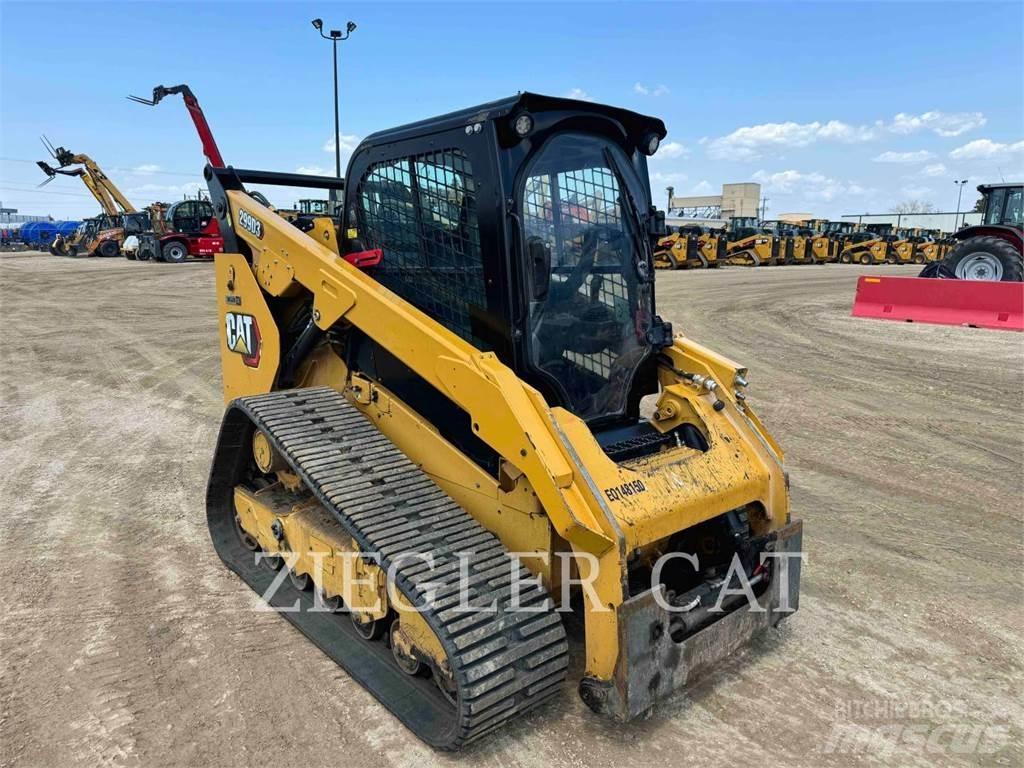 CAT 299D3 لوادر زحافة