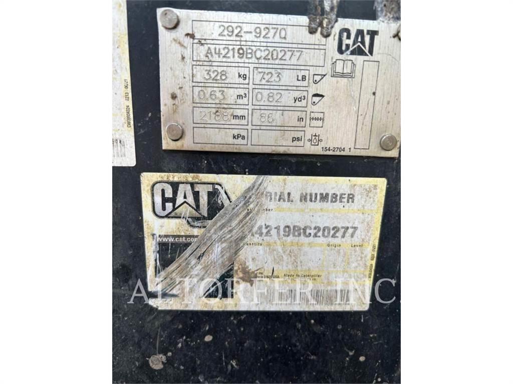 CAT 299D3 لوادر زحافة