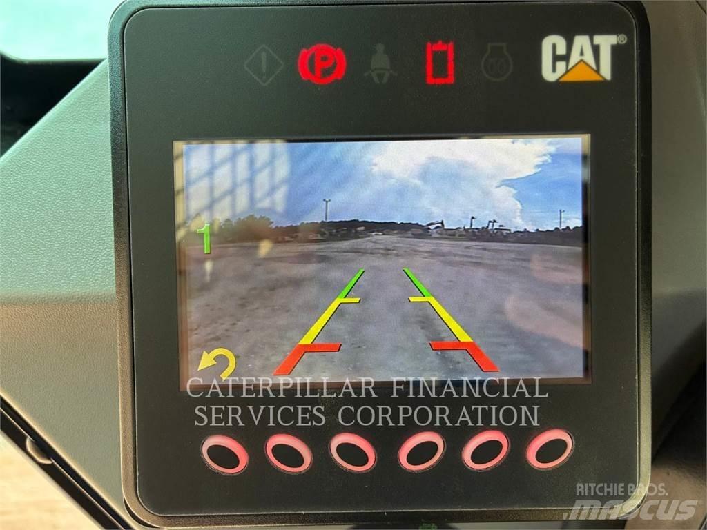 CAT 299D3 لوادر زحافة