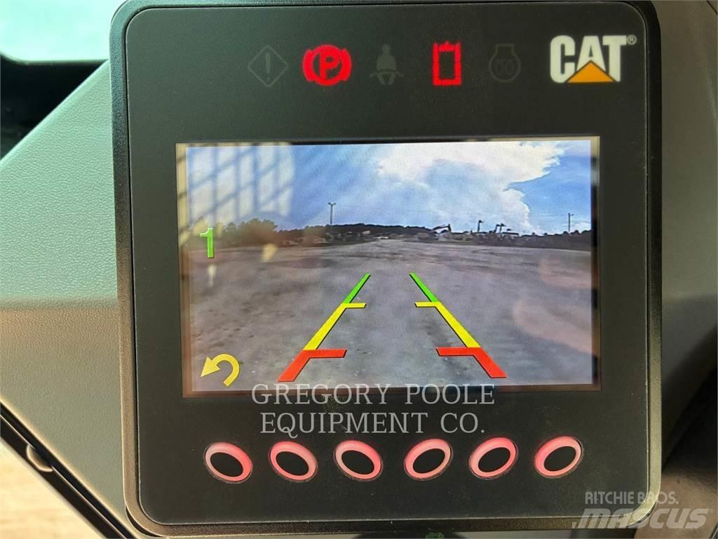 CAT 299D3 لوادر زحافة
