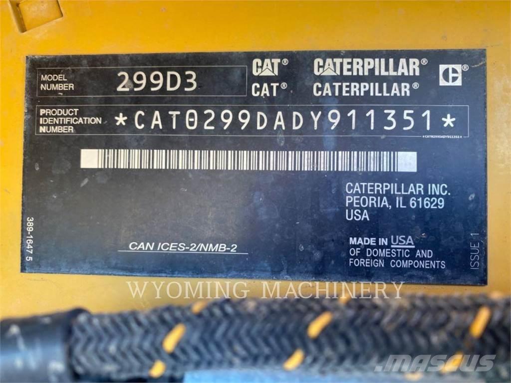 CAT 299D3 لوادر انزلاقية التوجيه