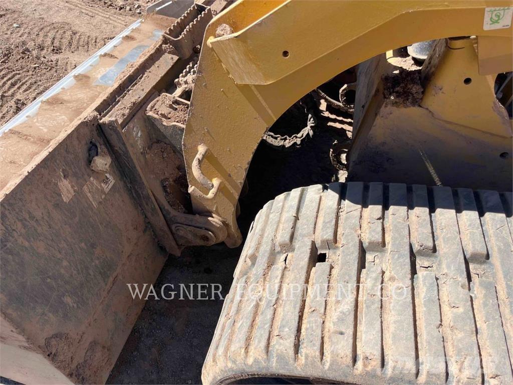 CAT 299D3 لوادر زحافة