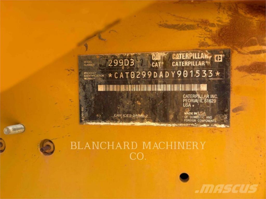 CAT 299D3 لوادر زحافة