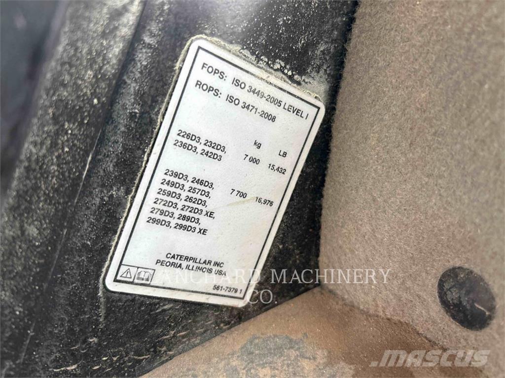 CAT 299D3 لوادر زحافة
