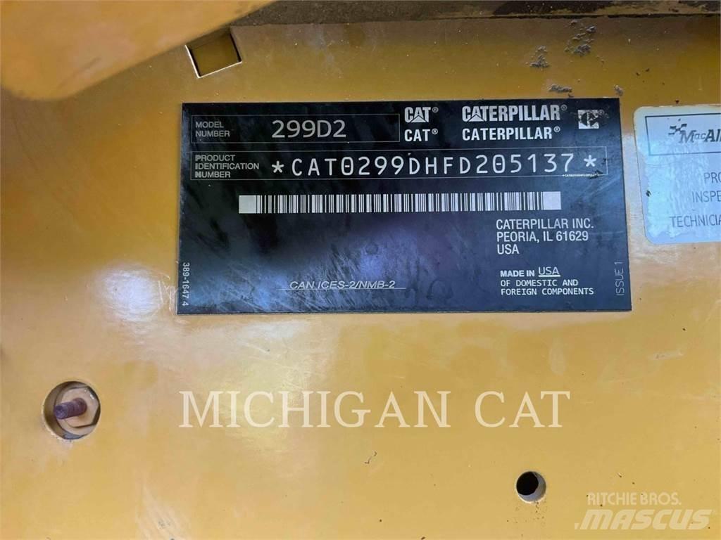 CAT 299D3 AHQ لوادر انزلاقية التوجيه