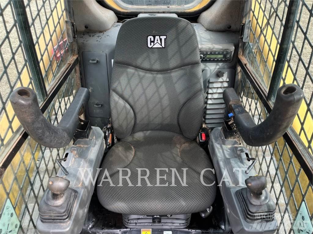 CAT 299D3 C3H3 لوادر زحافة