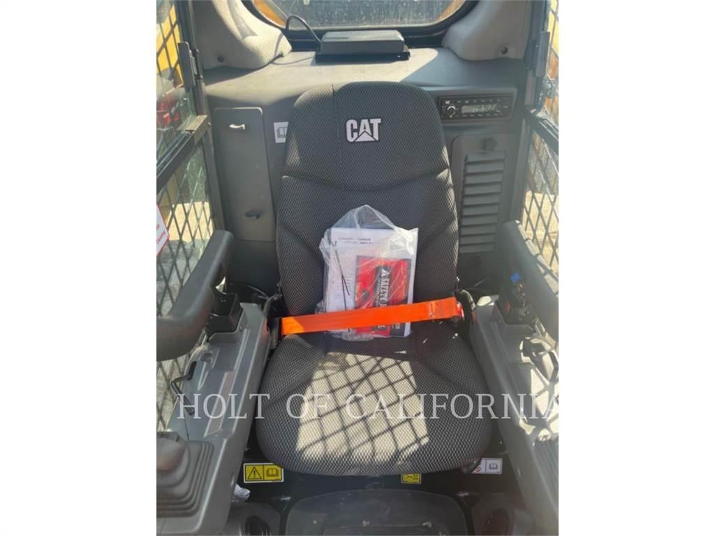 CAT 299D3 HF لوادر انزلاقية التوجيه