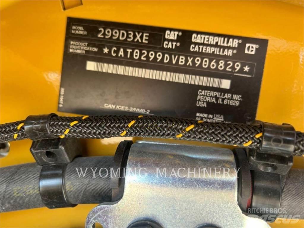 CAT 299D3 XE لوادر انزلاقية التوجيه