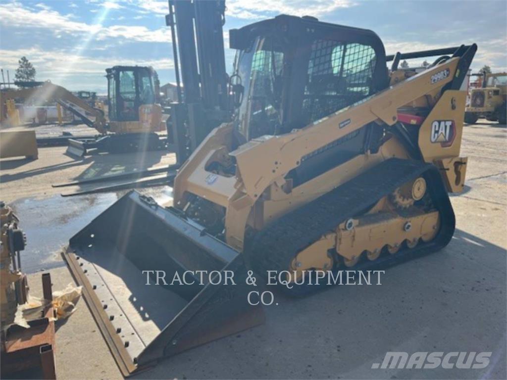 CAT 299D3 XE لوادر انزلاقية التوجيه