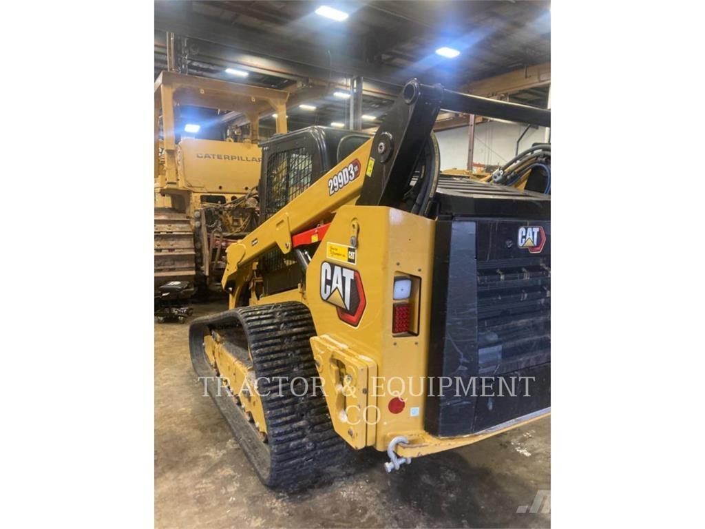 CAT 299D3 XED0 لوادر انزلاقية التوجيه
