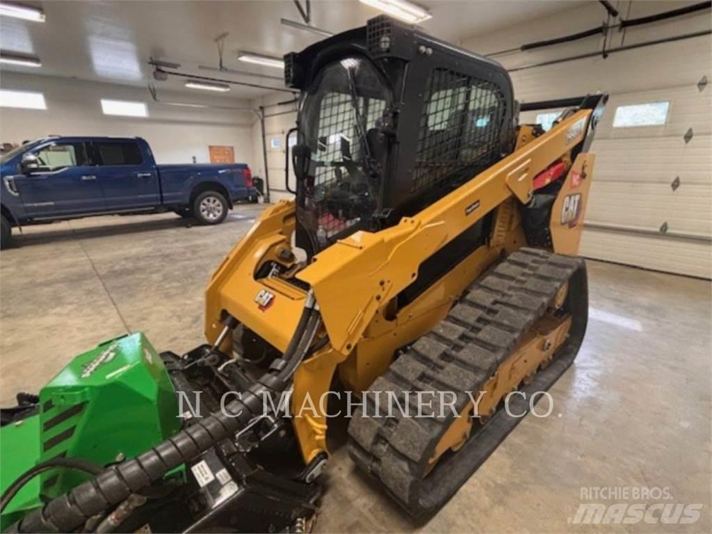 CAT 299D3 XED1 لوادر انزلاقية التوجيه