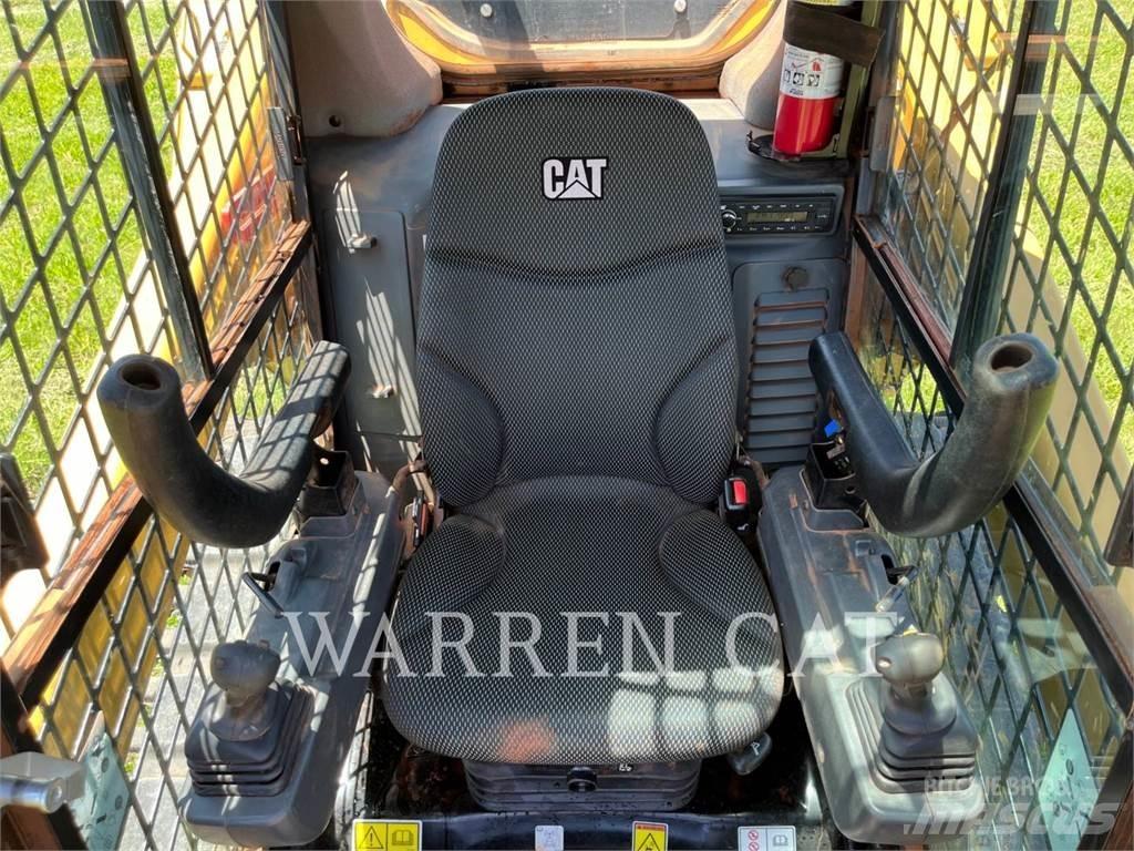CAT 299D3 XEL2 لوادر زحافة