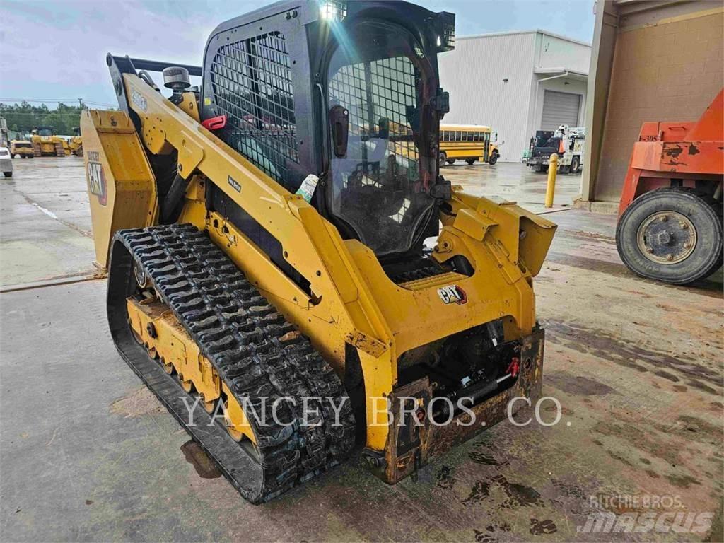 CAT 299D3 XELM لوادر انزلاقية التوجيه