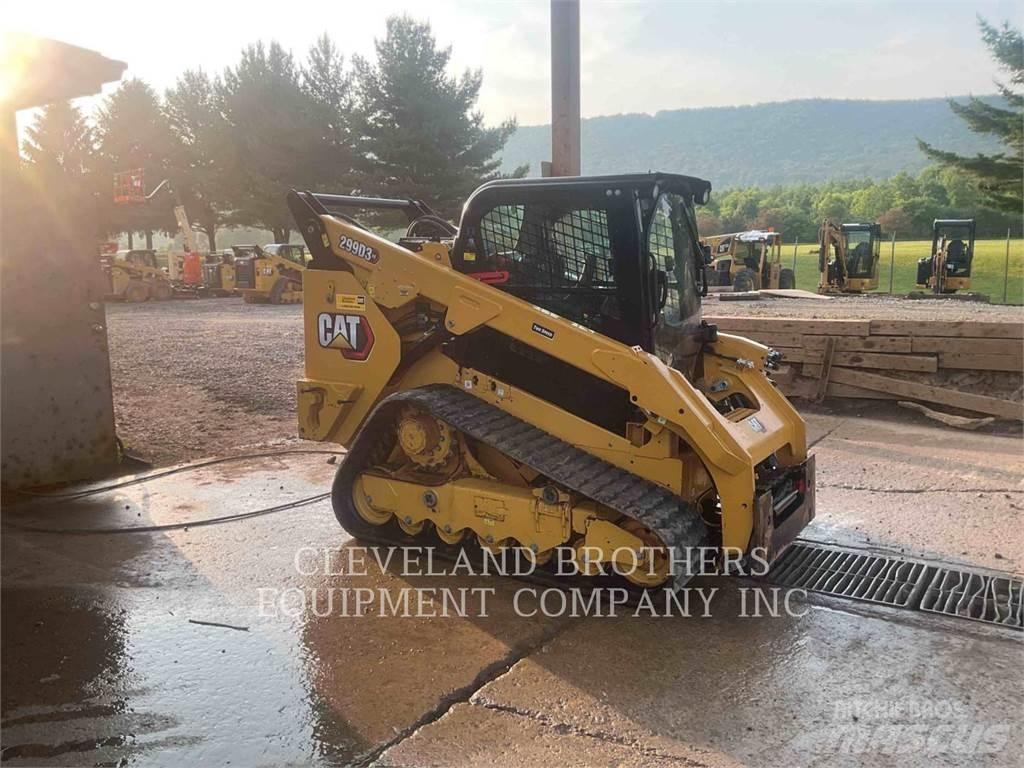 CAT 299D3XE لوادر انزلاقية التوجيه