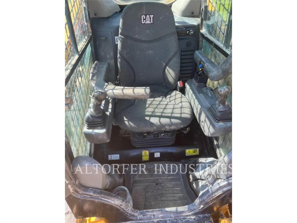 CAT 299D3XE لوادر زحافة
