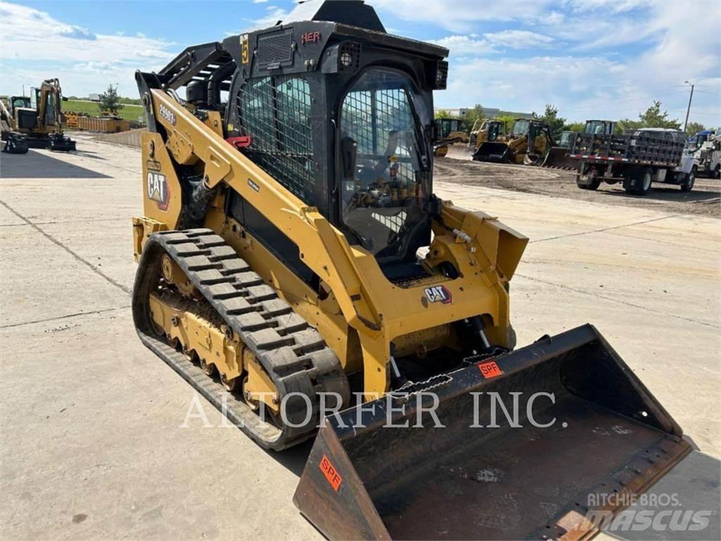 CAT 299D3XE لوادر انزلاقية التوجيه