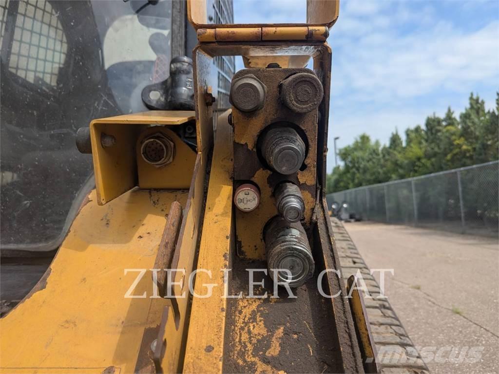 CAT 299D3XE لوادر زحافة