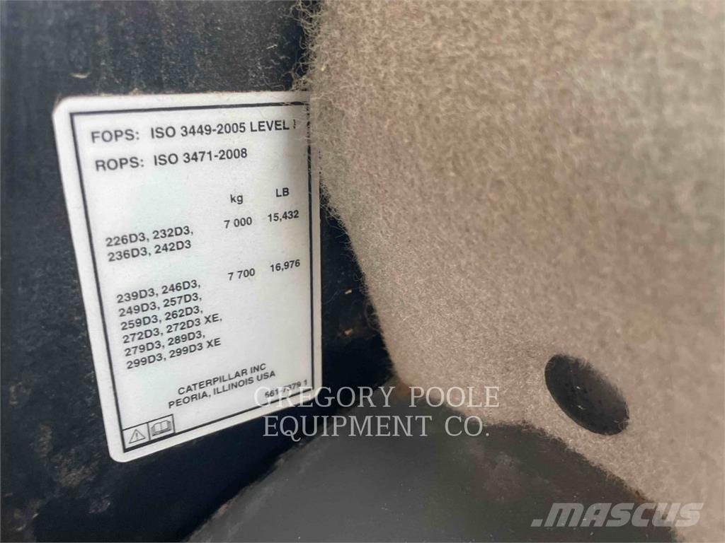 CAT 299D3XE لوادر زحافة