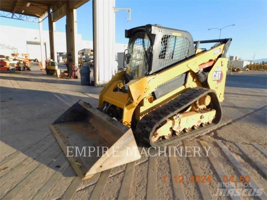 CAT 299D3XE CA لوادر انزلاقية التوجيه