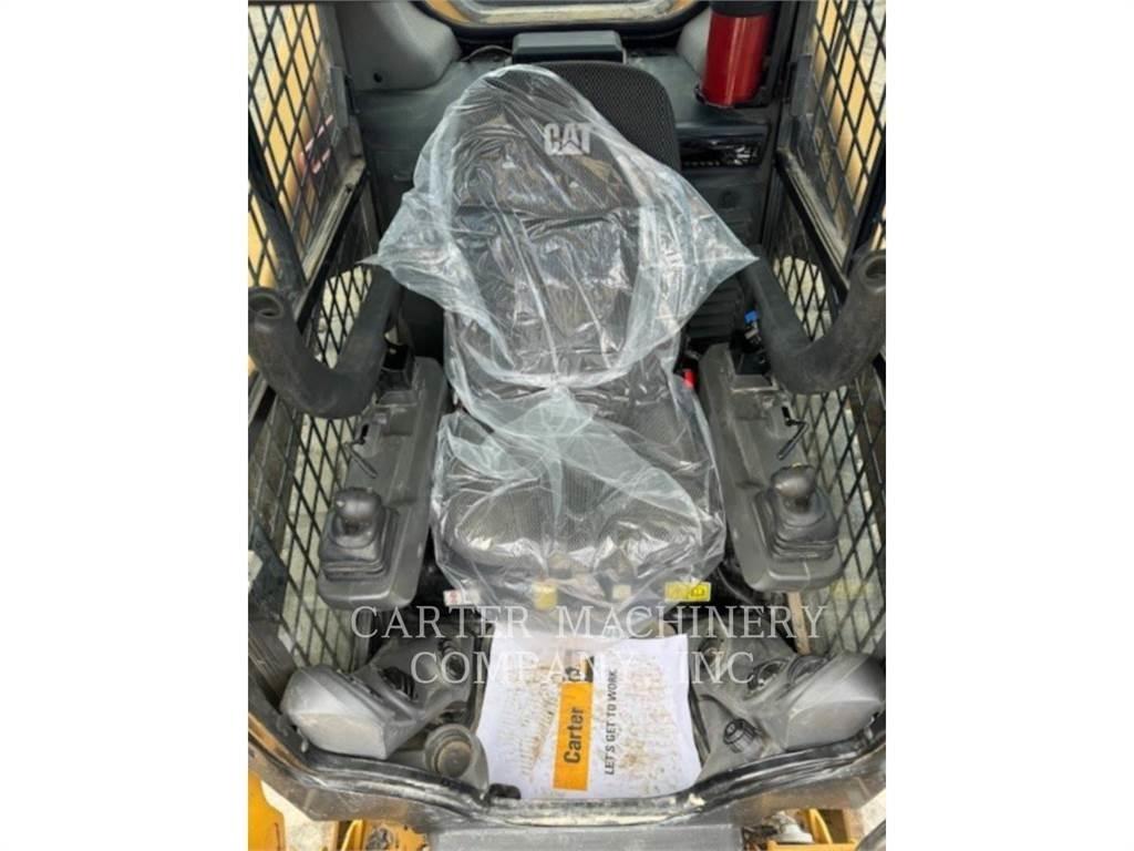 CAT 299D3XE D1 لوادر انزلاقية التوجيه