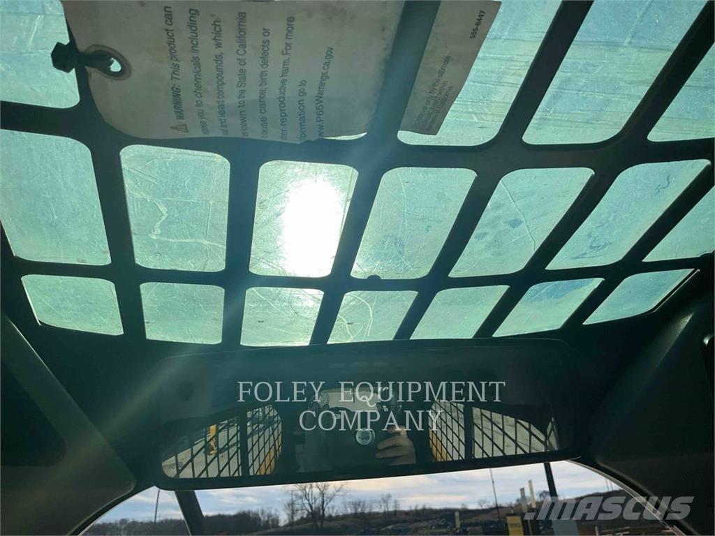 CAT 299D3XE2C لوادر انزلاقية التوجيه