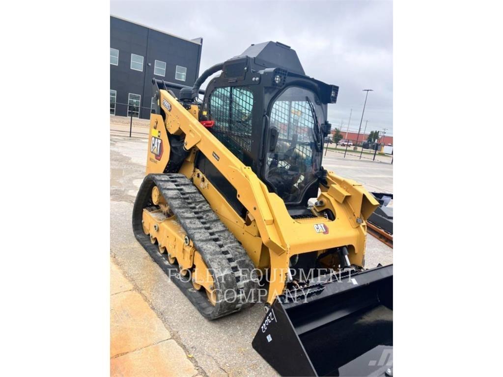 CAT 299D3XE2C لوادر انزلاقية التوجيه