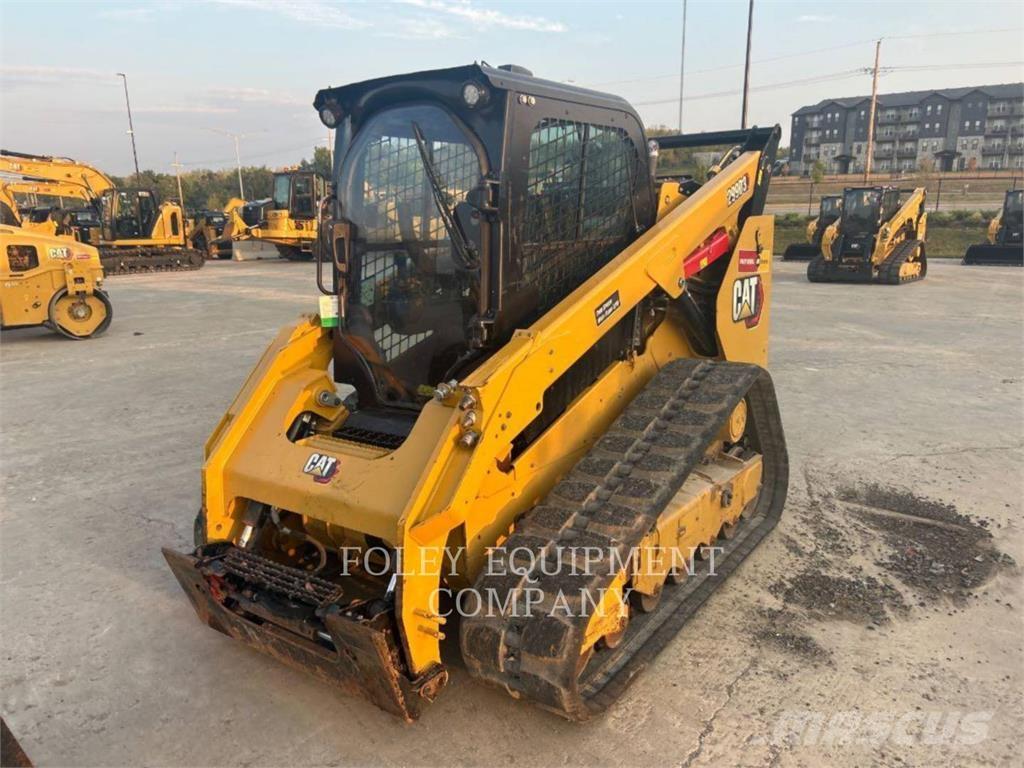 CAT 299D3XPS2C لوادر انزلاقية التوجيه