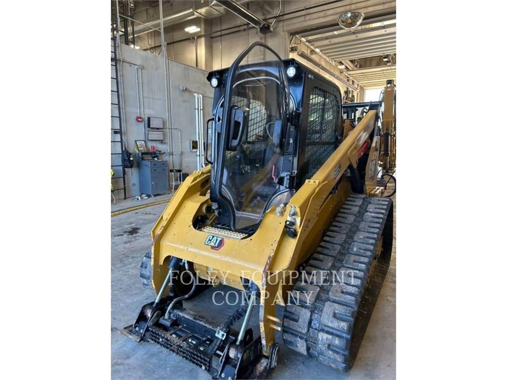 CAT 299D3XPS2C لوادر انزلاقية التوجيه