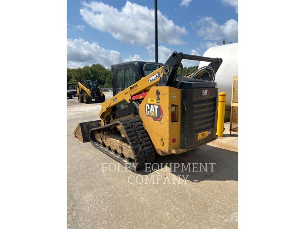 CAT 299D3XPS2C لوادر انزلاقية التوجيه