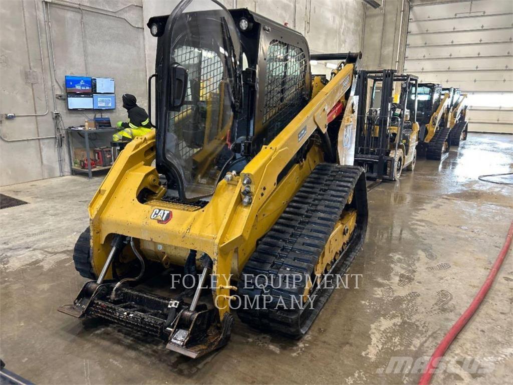 CAT 299D3XPS2C لوادر انزلاقية التوجيه