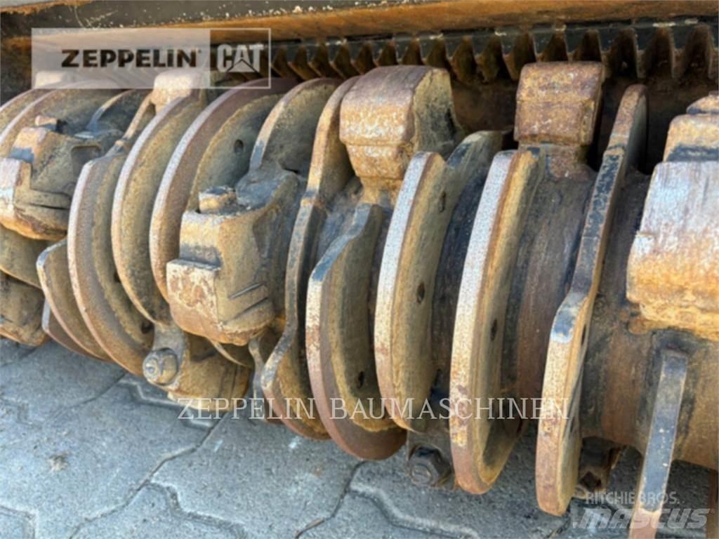 CAT 299DXHP لوادر انزلاقية التوجيه