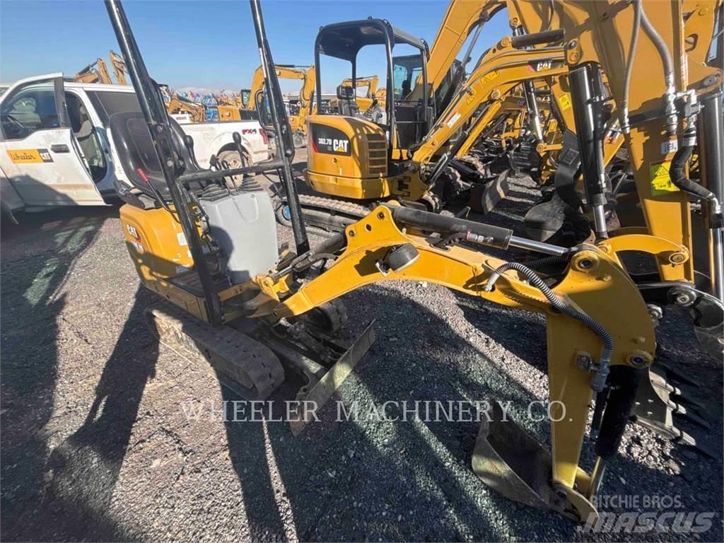 CAT 300.9D حفارات زحافة