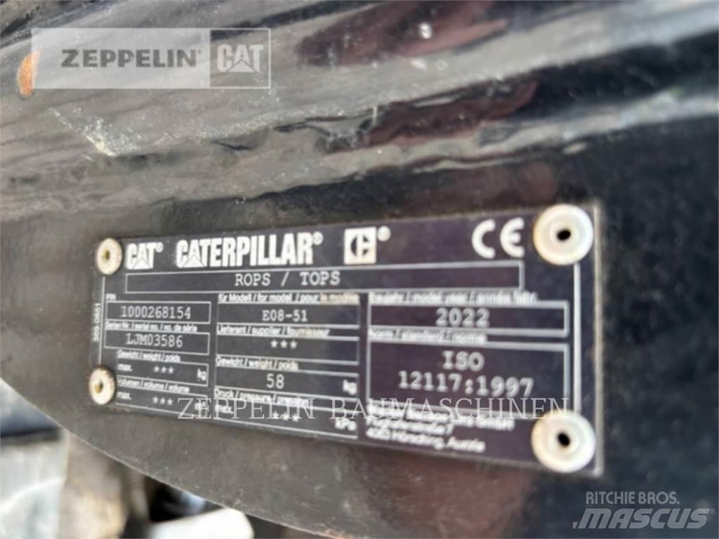 CAT 300.9D حفارات زحافة