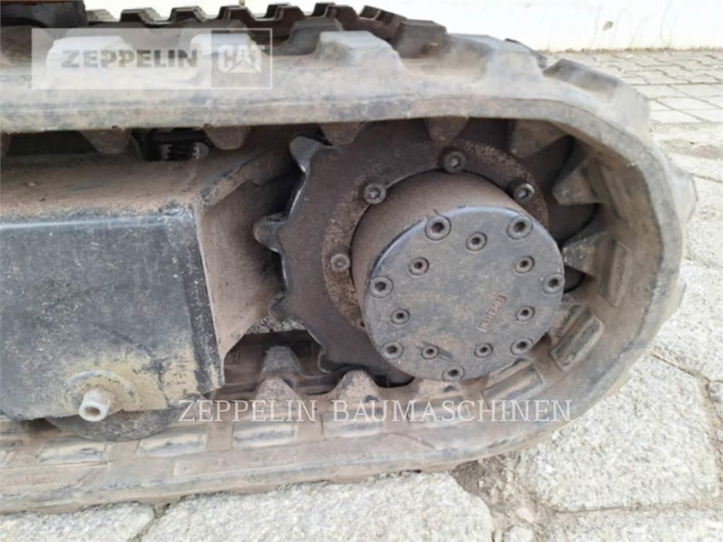 CAT 300.9D حفارات زحافة
