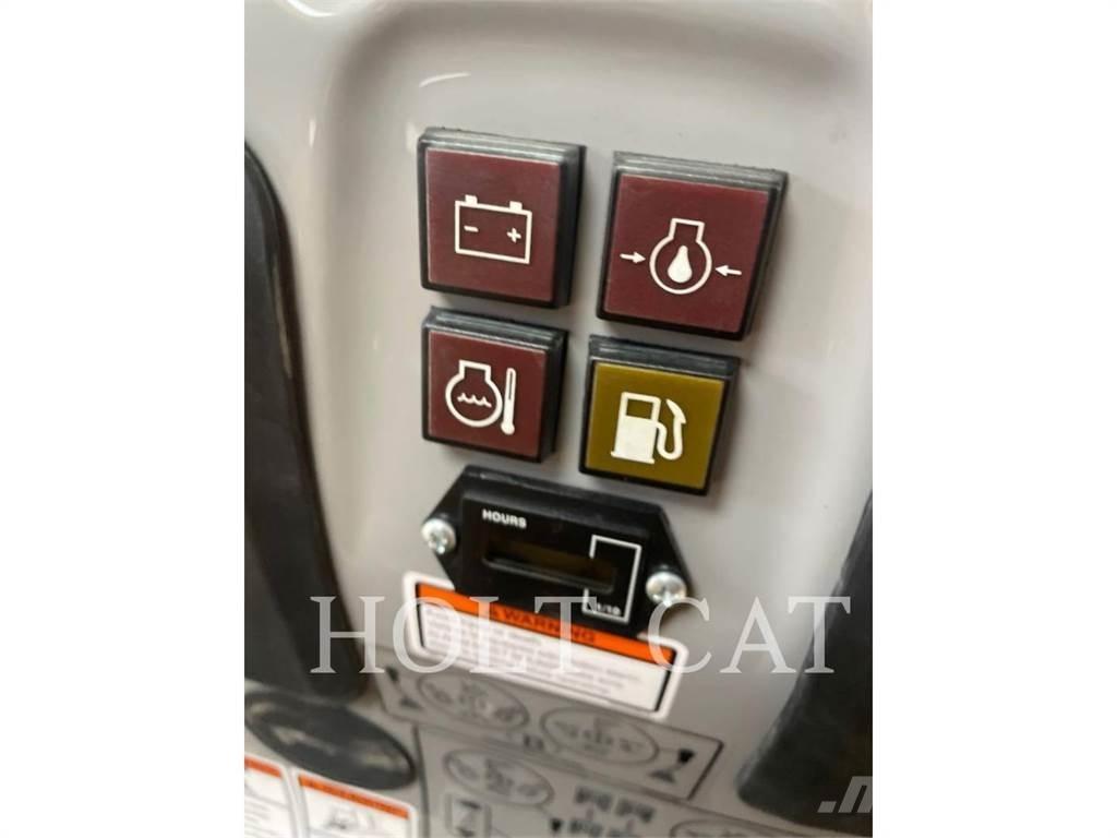 CAT 300.9D حفارات زحافة