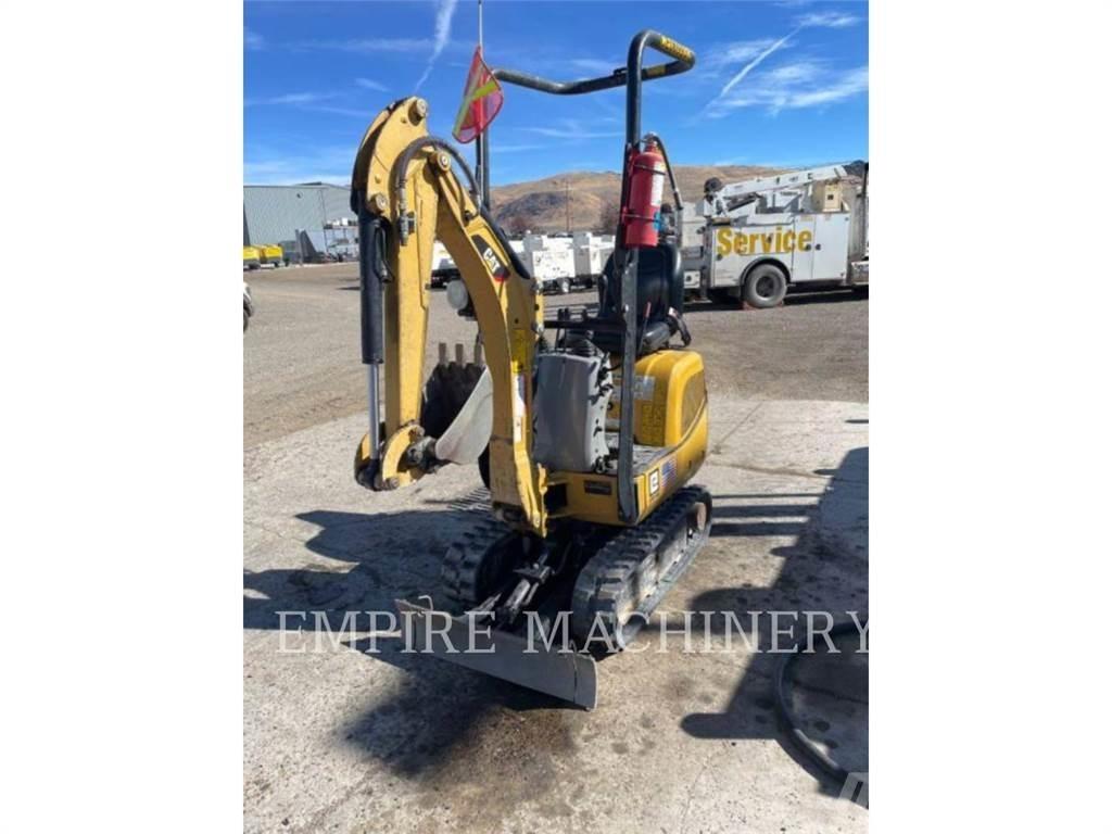 CAT 300.9D حفارات زحافة