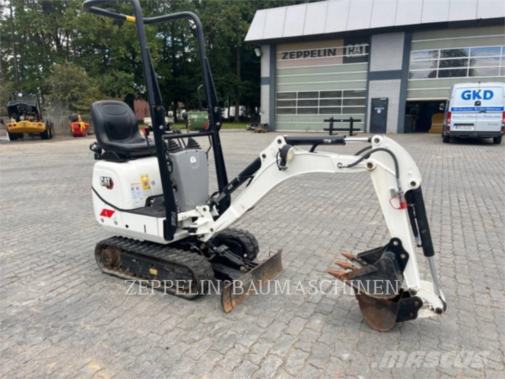 CAT 300.9D حفارات زحافة