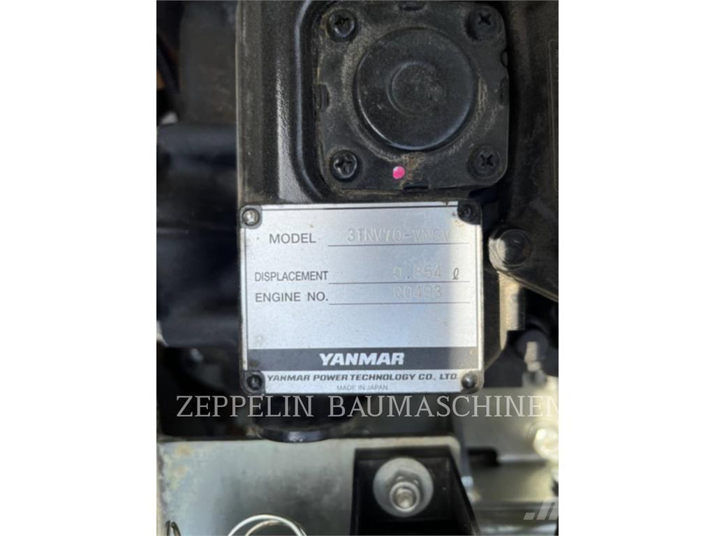 CAT 300.9D حفارات زحافة