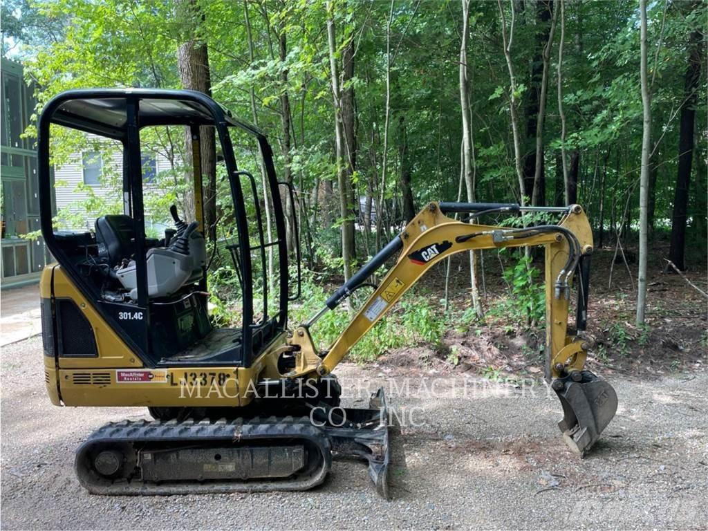 CAT 301.4C حفارات زحافة