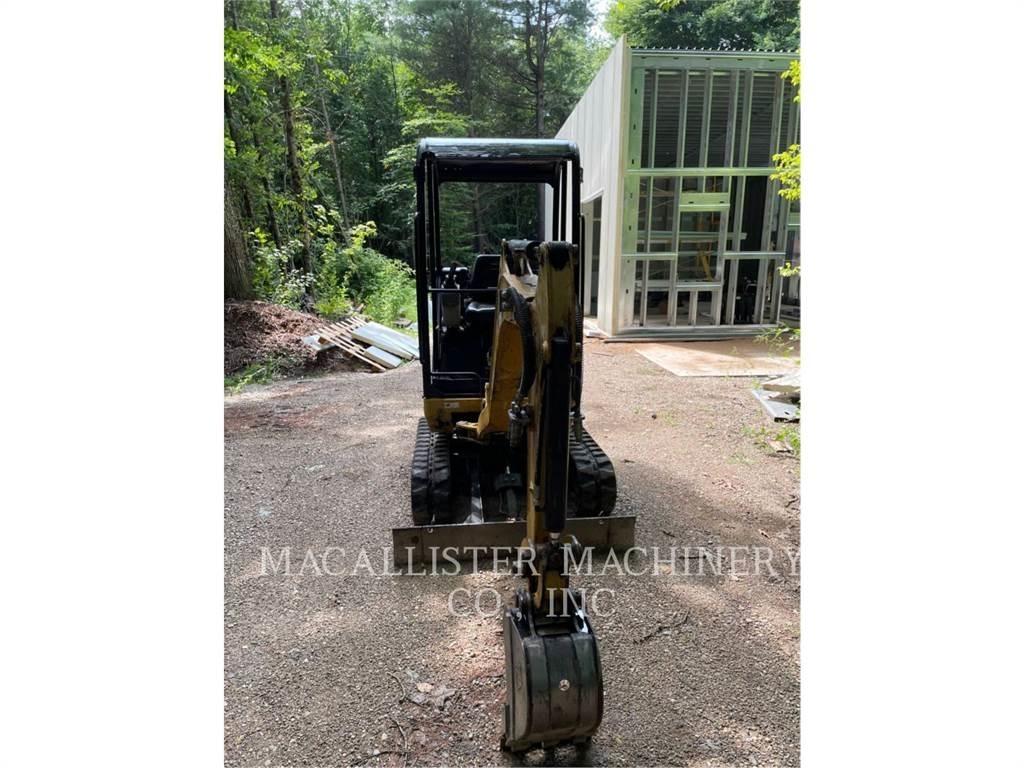 CAT 301.4C حفارات زحافة