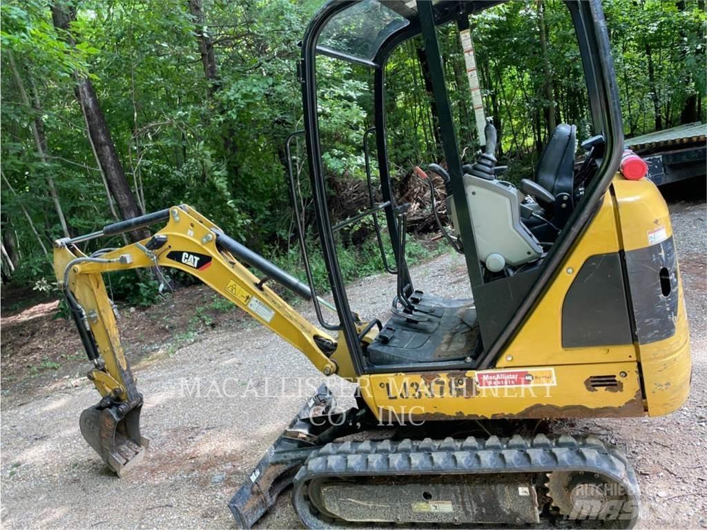 CAT 301.4C حفارات زحافة