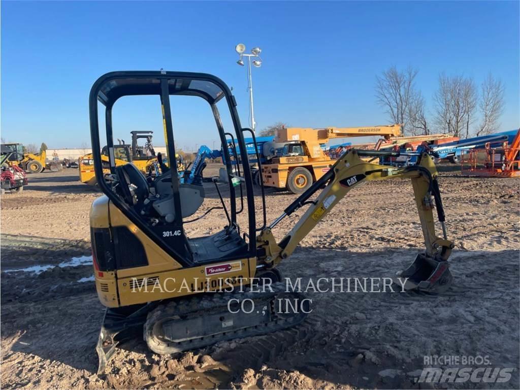 CAT 301.4C حفارات زحافة