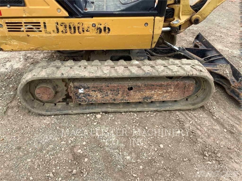 CAT 301.4C حفارات زحافة