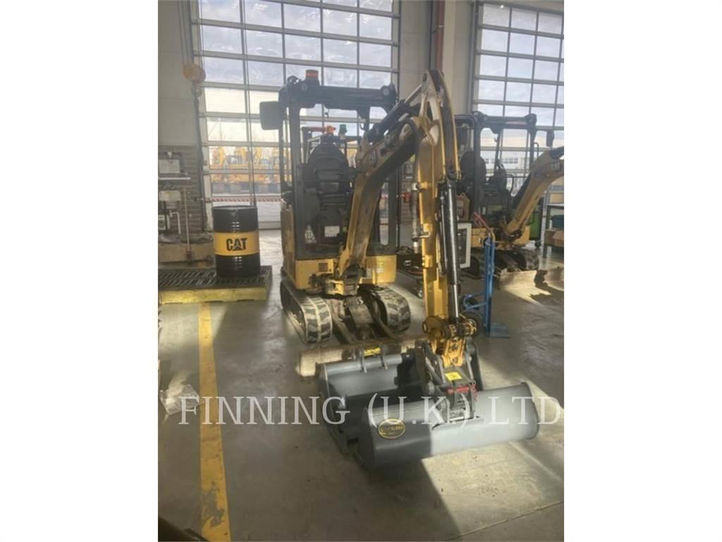 CAT 301.5 حفارات زحافة