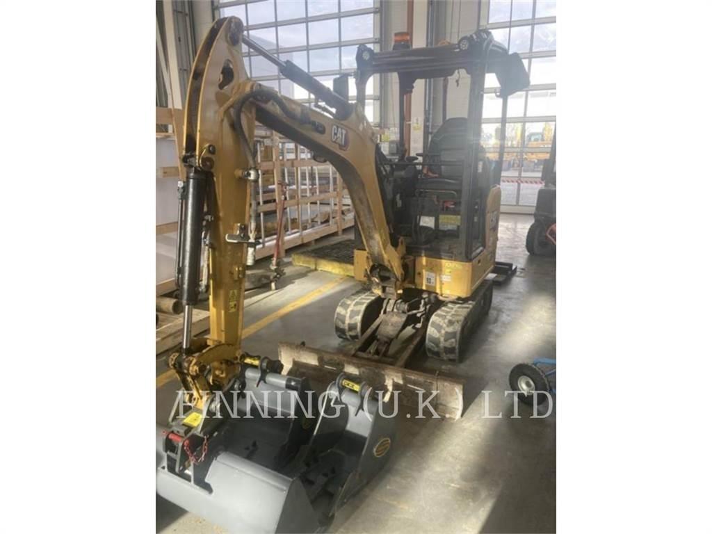 CAT 301.5 حفارات زحافة