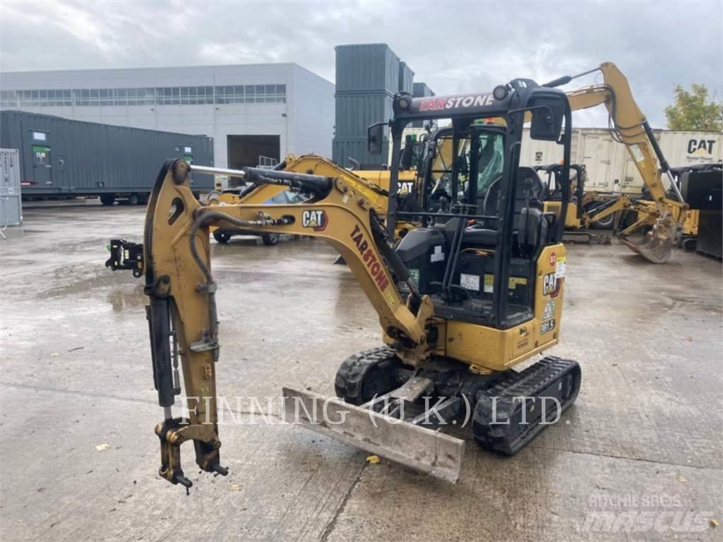 CAT 301.5 حفارات زحافة