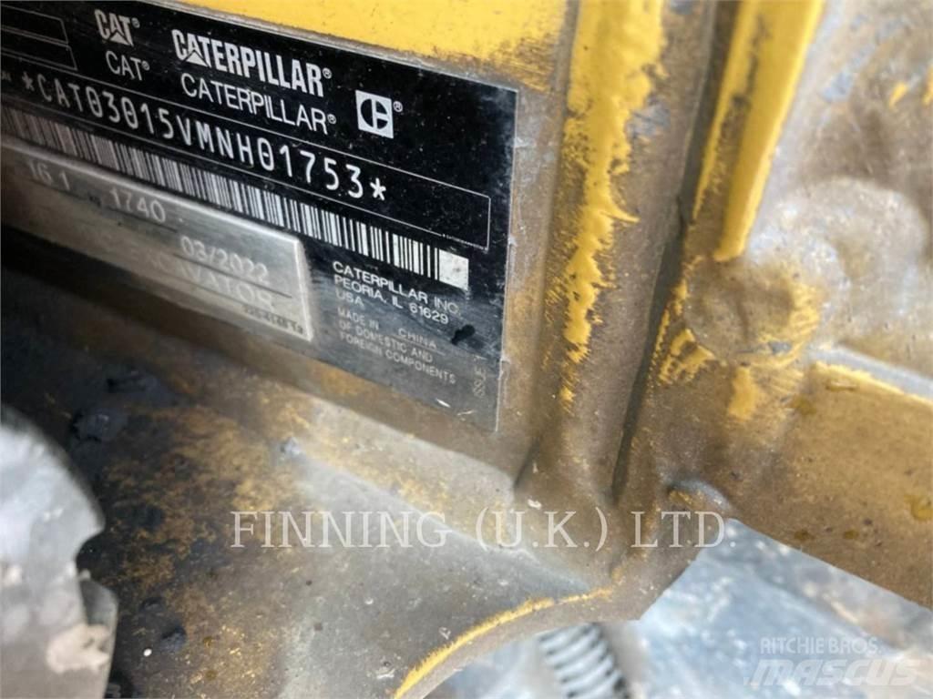 CAT 301.5 حفارات زحافة