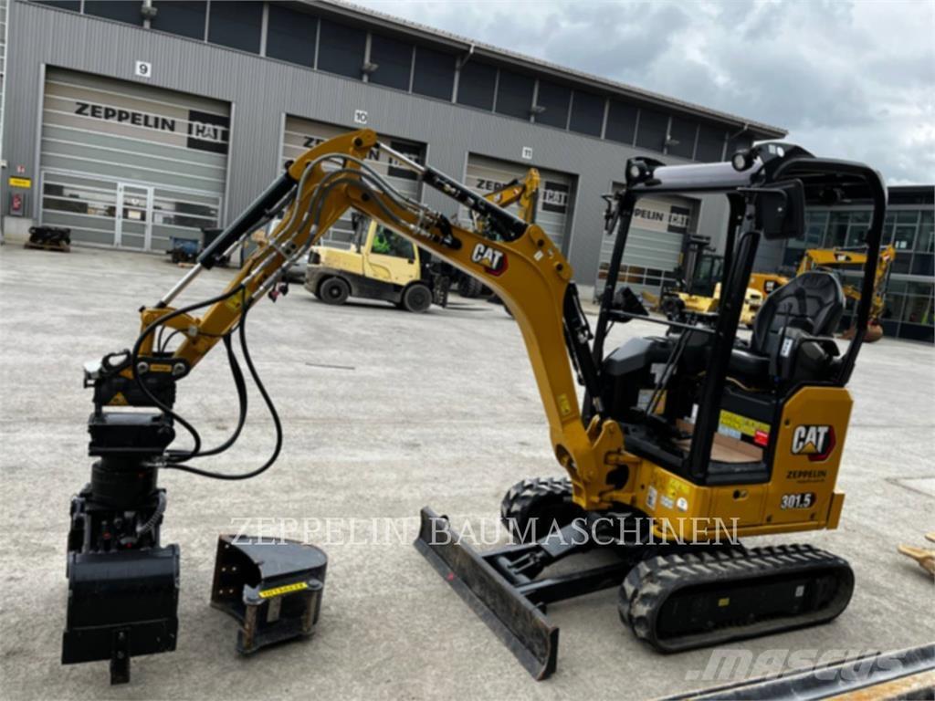 CAT 301.5-05A حفارات زحافة