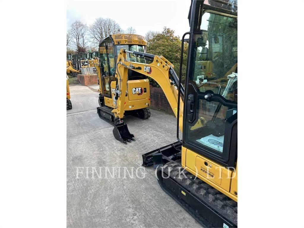 CAT 301.6 حفارات زحافة