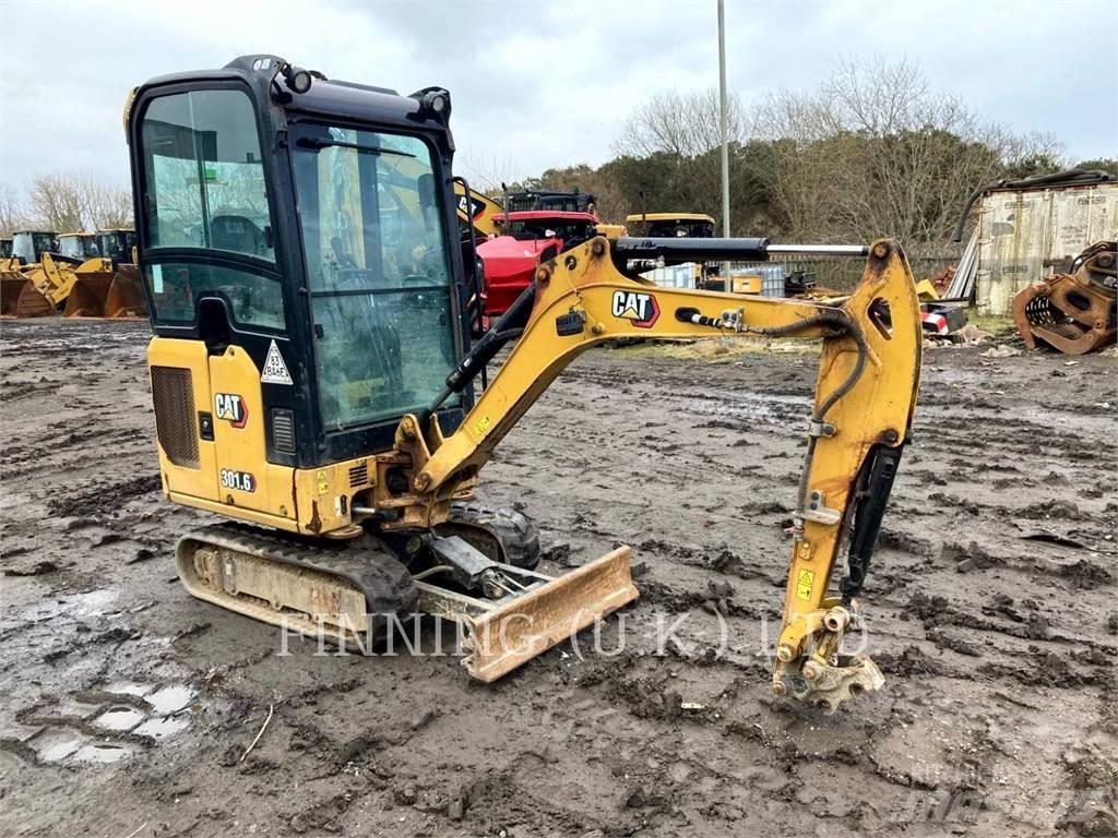 CAT 301.6 حفارات زحافة